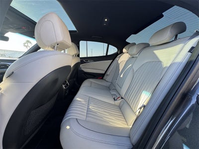 2025 Genesis G70 2.5T SPORT PRESTIGE